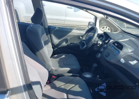 2013 Honda Fit из США, поврежденный, VIN JHMGE8H37DC035506